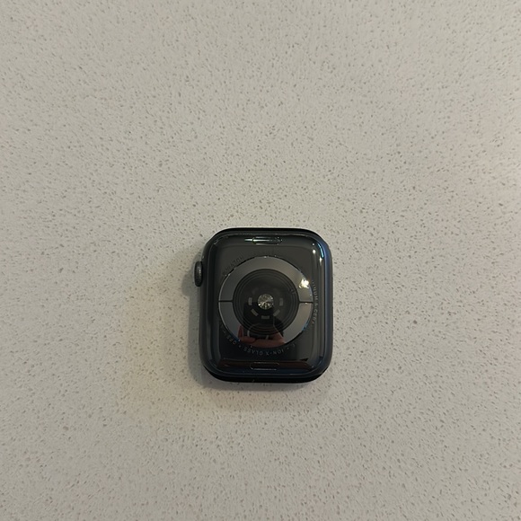 Series 5 Apple Watch 44mm with cellular - Picture 2 of 2